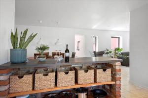 Φωτογραφία από το άλμπουμ του 5549-Klemensker-Nordre-Lyngvej-10 σε Klemensker