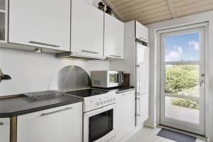 Gallery image of 6609-Allinge-Astelokken-1 in Allinge +20 photos