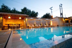 Bazén v ubytovaní Villa Vita Holidays alebo v jeho blízkosti