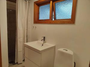 Ένα μπάνιο στο 2620-Nexo-Kolonivejen-9