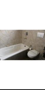 Koupelna v ubytování Radhey Rani homestay vindravan