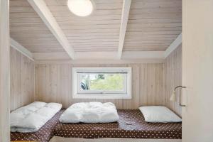 Ένα ή περισσότερα κρεβάτια σε δωμάτιο στο HA315-Hals-Osbornsvej-79