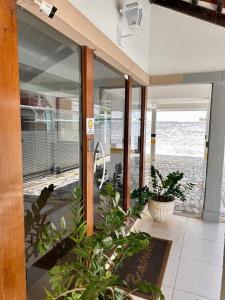 Η κουζίνα ή μικρή κουζίνα στο Apartamento bem localizado e próximo da Praia