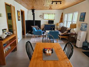 Posezení v ubytování Islandview Cottage