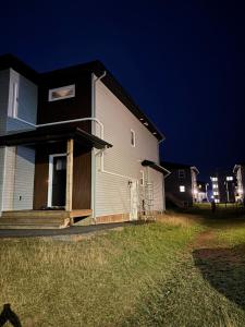 Το κτήριο όπου στεγάζεται  το διαμέρισμα