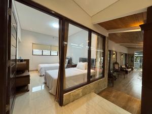 Gallery image of Wanaprasta Villa in Mantaak