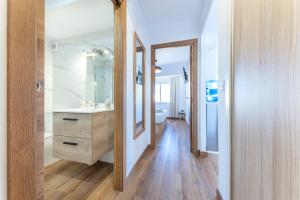 Ένα μπάνιο στο Apartamento Playa y Sol +34 φωτογραφίες