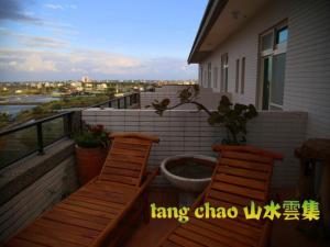 Rõdu või terrass majutusasutuses Shang Shui Yun Ji B&B