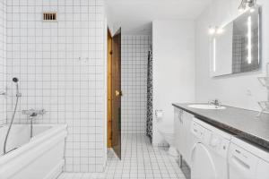 Un baño de OH477-Hadsund-Havnen-22