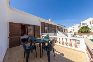 Afbeelding uit fotogalerij van B91 - Bairro Apartment in Lagos in Lagos