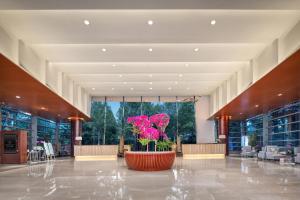 Ο χώρος του λόμπι ή της ρεσεψιόν στο Grand Skylight International Hotel Shenzhen Guanlan, Near Metro Station, Huawei, Foxcnn, Shenzhen North Railway +88 φωτογραφίες