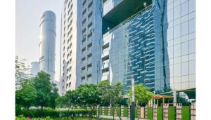 una vista de una ciudad con edificios altos en Gate view Glow 1BR in Al Reem Island, en Abu Dabi