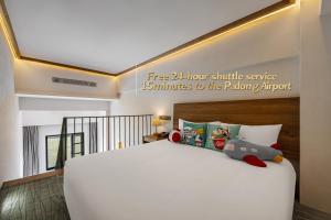 Gallery image of 上海浦东机场华美达安可酒店-免费提供24小时浦东机场班车十分钟到达候机楼出发层 in Shanghai