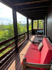 Balkón nebo terasa v ubytování Holzhaus Devils Corner