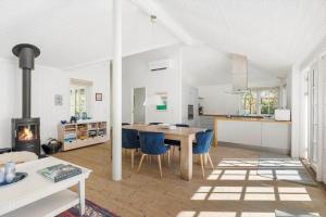 Η κουζίνα ή μικρή κουζίνα στο 3609-Nexo-Tangvej-5-A