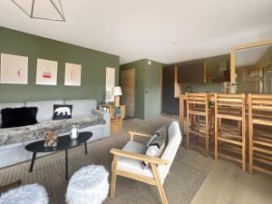 TV a/nebo společenská místnost v ubytování DBA202 - Appartement standing 4-5 pers