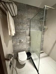 Bilik mandi di Qasr Alwathiq
