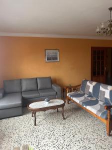 Posezení v ubytování Casa grande en Garachico centro