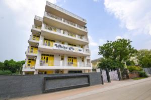 Gallery image of White Pepper in Faridabad