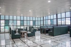 Et opholdsområde på The Mountain View Tapovan- By Tree Town Hospitality