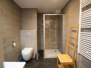 Phòng tắm tại Châtel: 4P 100m², 7 pers, Jacuzzi, Parking, Proche Centre & Remontées - FR-1-676-178 +12 ảnh