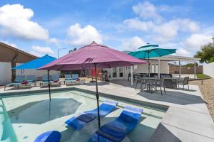 Πισίνα στο ή κοντά στο Private Pickleball Court Pool Spa Game Room and More +34 φωτογραφίες
