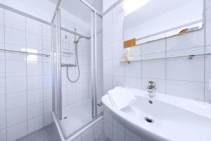 Ένα μπάνιο στο Residenz Monica Top 1 +18 φωτογραφίες