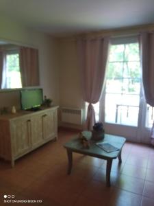 Gallery image of Maison 2 chambres dans résidence de vacances in Monflanquin