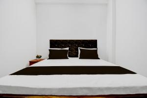 Gallery image of SPOT ON The Galaxy Stay in Lucknow