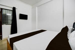 Gallery image of SPOT ON The Galaxy Stay in Lucknow
