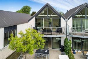 Hoone, kus puhkemaja asub