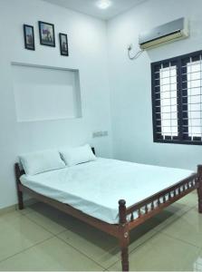Φωτογραφία από το άλμπουμ του The Veedu Entire Villa 3BHK-Kitchen "only for family" σε Elūr