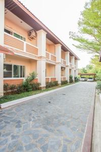 Bangunan di mana terletaknya hotel