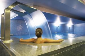 Piscina a Riviera Hotel o a prop