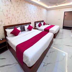 マトゥラーにあるHotel Om Palaceのギャラリーの写真