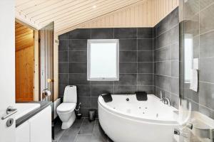 Vannituba majutusasutuses M344-Vaeggerlose-Ukamavej-7 +14 fotot