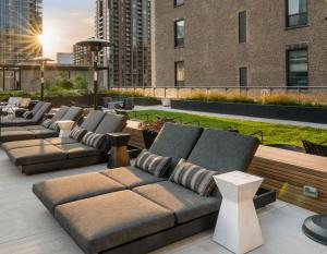 Area soggiorno di Luxury on the Lakefront - Chicago High Rise 1 Bedroom