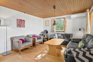 Foto dalla galleria di 20107-Samso-Laerkevej-7 a Nordby