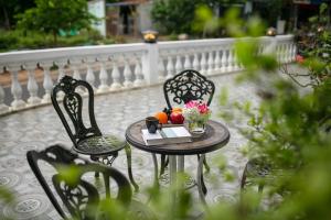 Gallery image of Maison Cat Ba Bay View Villa in Cat Ba +31 photos