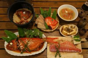 Φαγητό σε αυτή η παραθεριστική κατοικία ή κάπου εκεί κοντά