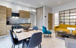 Kuchyň nebo kuchyňský kout v ubytování Appartement Proche Plage