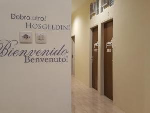 Fotografie z fotogalerie ubytování MADOR Malang Dorm Hostel v destinaci Malang