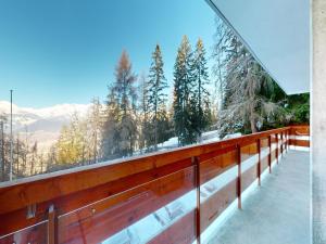 Gallery image of Chalet with Stunning Mountain Views in Agettes