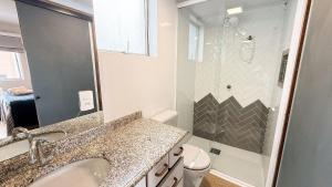 Et badeværelse på ASA I Apartamento Central Park | Oktoberfest + 15 billeder