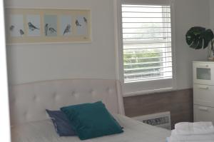 صورة لـ WATERFRONT STUDIO COZY WITH WATERVIEWs في ميامي بيتش +50 صورة