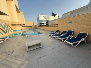 Bazén v ubytování Sea View Retreat nebo v jeho okolí