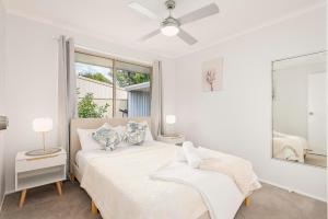 Gallery image of Pet friendly Gold Coast holiday home, Sleeps 7, 10min walk to 'Wet n Wild' in Gold Coast