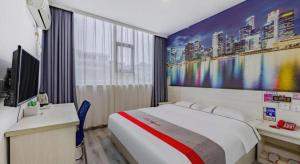 a hotel room with a bed and a large painting on the wall at JUNYI Hotel Jiangxi Xinyu Baoshi Park in Xinyu +211 photos
