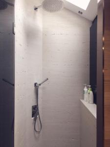 Fotografie z fotogalerie ubytování Shanghai Hills & Gefii SPACE X close to Metro line 2 Jing'an Temple v Šanghaji