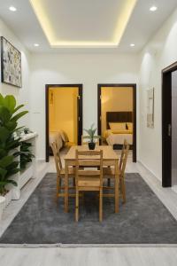 Χώρος καθιστικού στο Apartment in Madinah